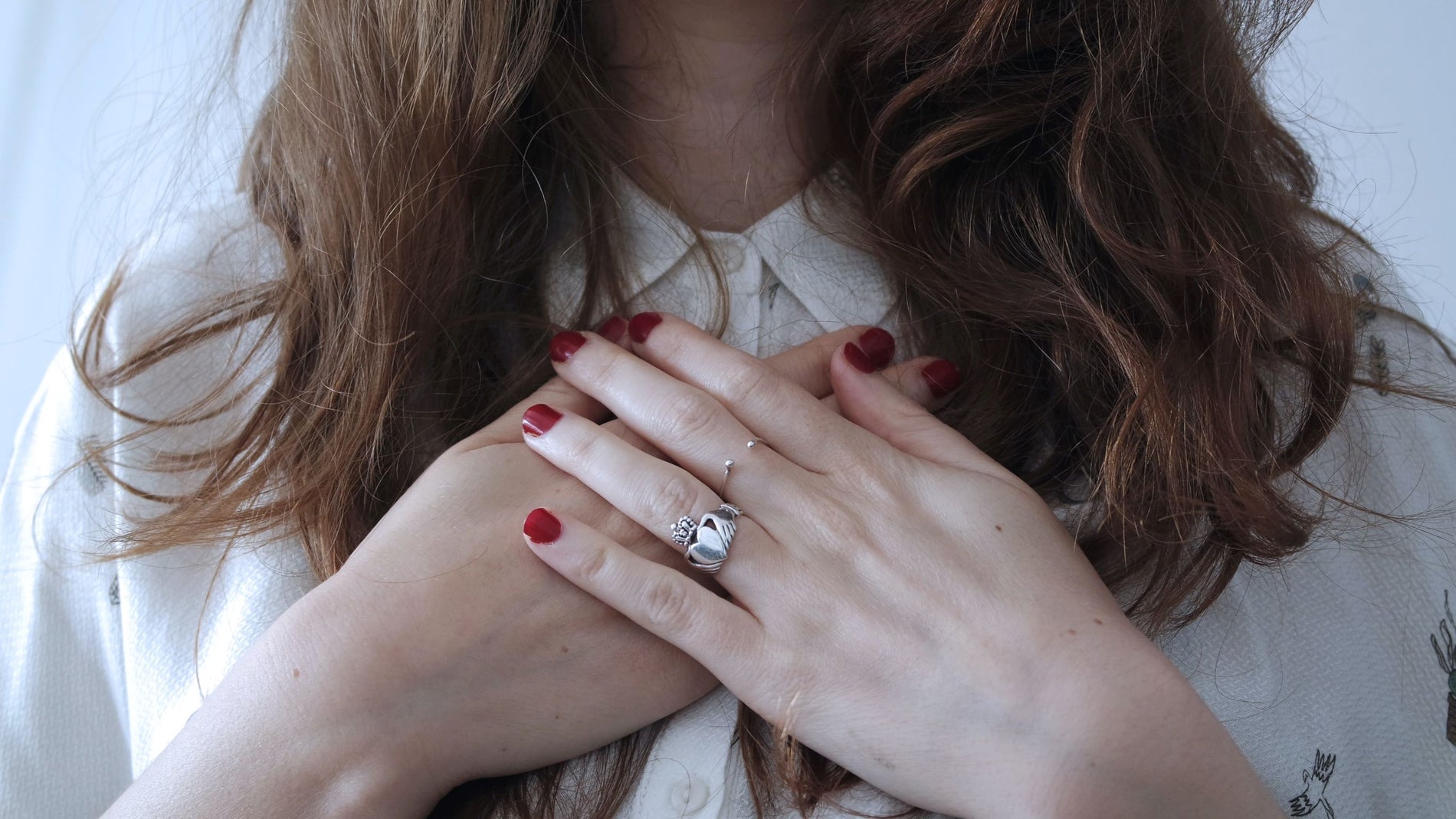 The significance and symbolism of the Claddagh ring