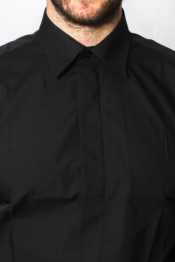 Black Dress Shirt with Red Collar and Cuffs – Bold Detail, Timeless Confidence