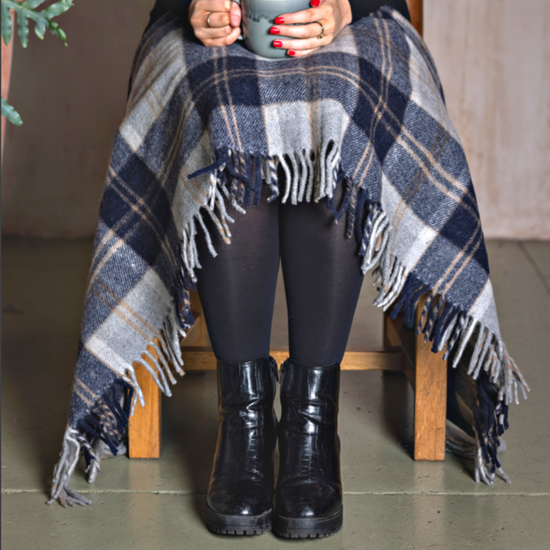 Wool Tartan Knee Blanket - 36'' x 59'' - Silver Bannockbane