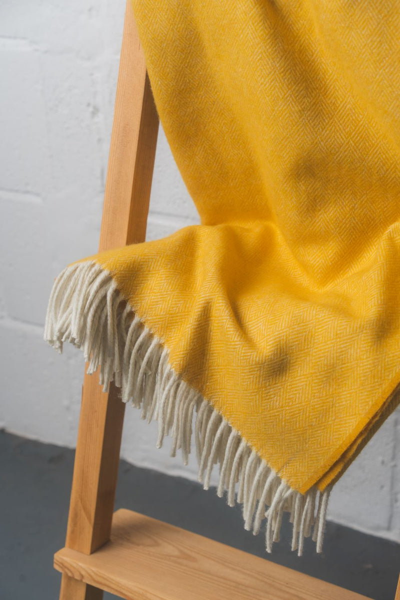 Scottish Made Diamond Pattern 100% Cashmere Throw by Lovat Mills - Sunshine Yellow