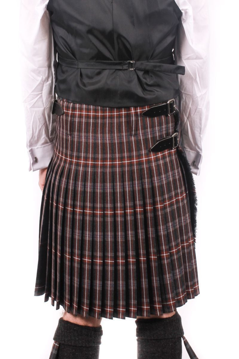 Men's 8 Yard Kilt - 13oz House of Edgar Mediumweight Wool Hebridean Bias Front - Made to Order